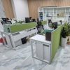 Bàn làm việc chân sắt vách ngăn