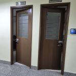 Sơn cửa màu theo yêu cầu