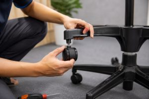 Thay bánh xe ghế văn phòng ở quận 7