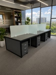 Cung cấp cụm bàn làm việc vách ngăn ở phú quốc