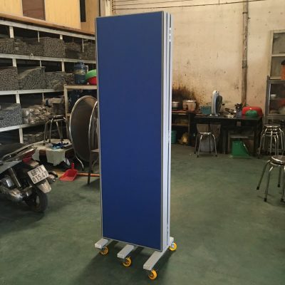Vách ngăn di động có bánh xe