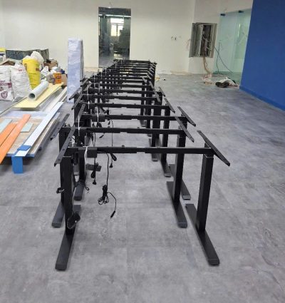 Chân bàn nâng hạ