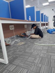 Thảm sàn vuông 50x50 ơt tân bình thi công xong